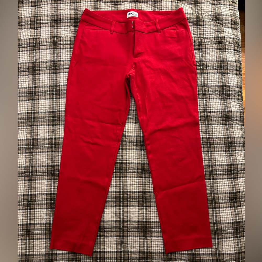 Old Navy Women's Vibrant Red Cropped Pants - Picture 1 of 3
